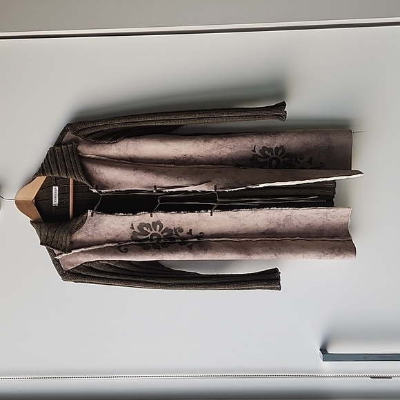 Vintage Sweaters - Vintage Made in Italy Faux Shearling Rib Knit Printed Long Cardigan